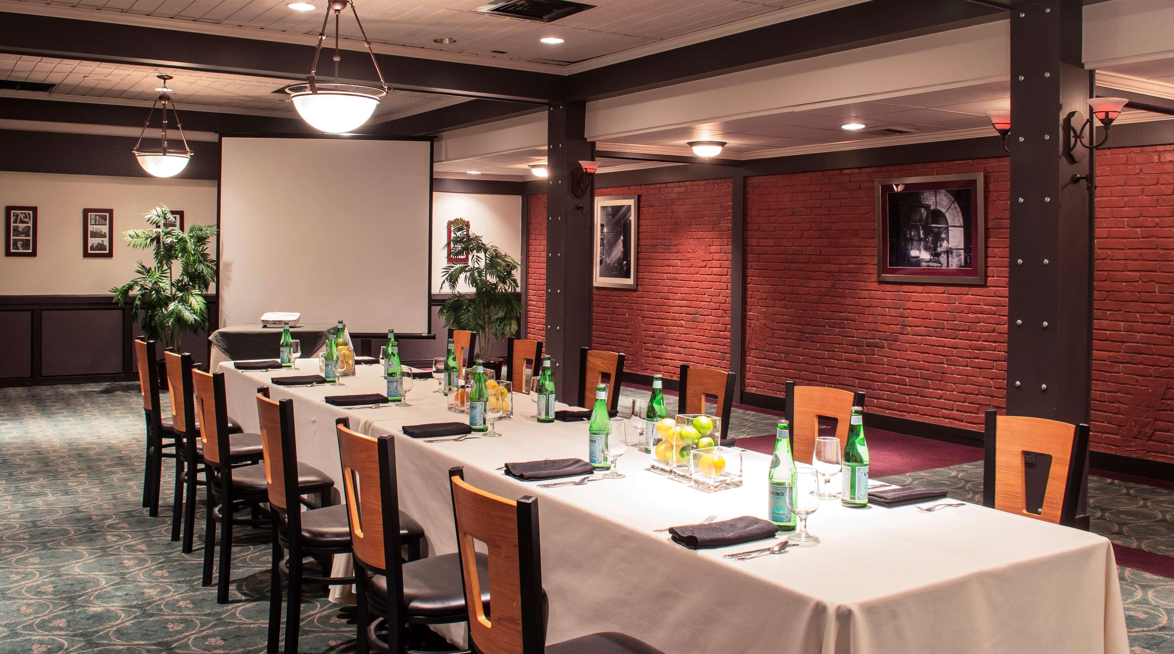 Surestay Plus Hotel By Best Western Lehigh Valley Bethlehem Exterior foto