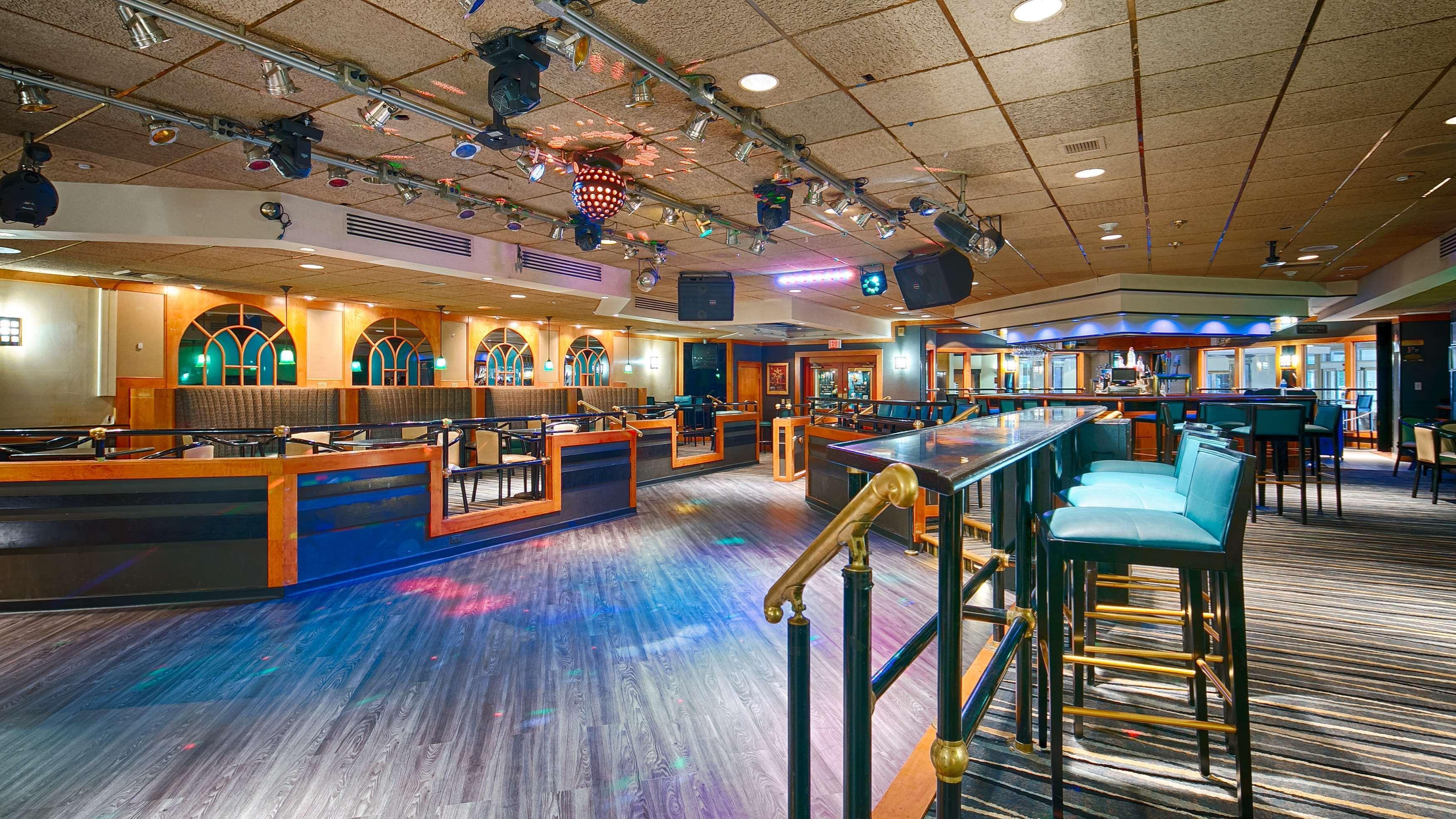 Surestay Plus Hotel By Best Western Lehigh Valley Bethlehem Exterior foto