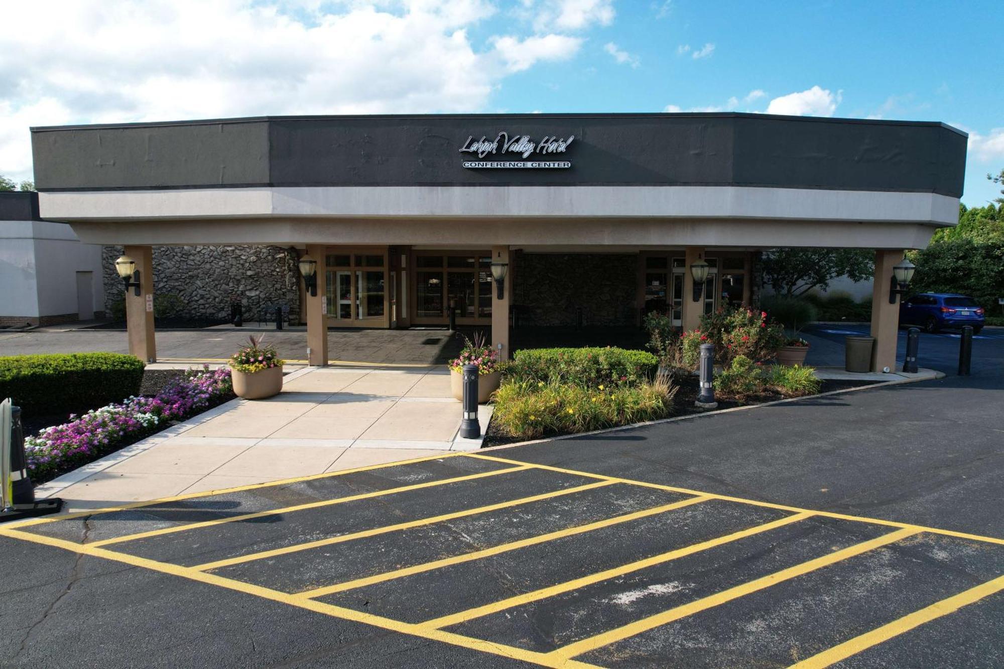 Surestay Plus Hotel By Best Western Lehigh Valley Bethlehem Exterior foto
